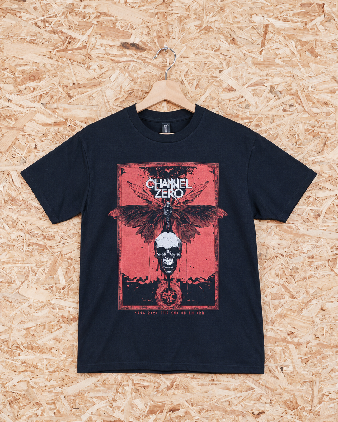 Sérigraphie 3 couleurs, t-shirt noir, devant